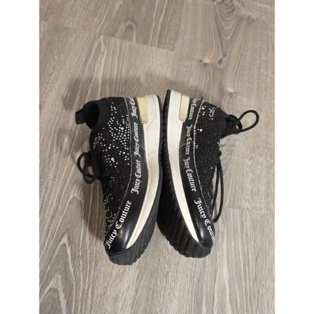 Juicy Couture‎ Bellamy Black Rhinestone Lace-up Sneakers Size 6 - Picture 6 of 13